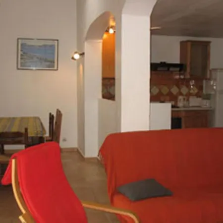Holiday home Au Domaine Des Fouques *