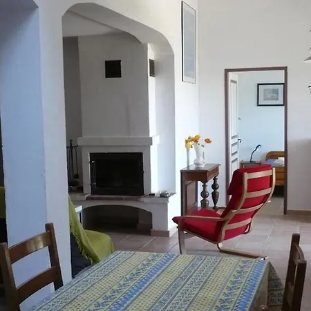 Au Domaine Des Fouques Hébergement de vacances *